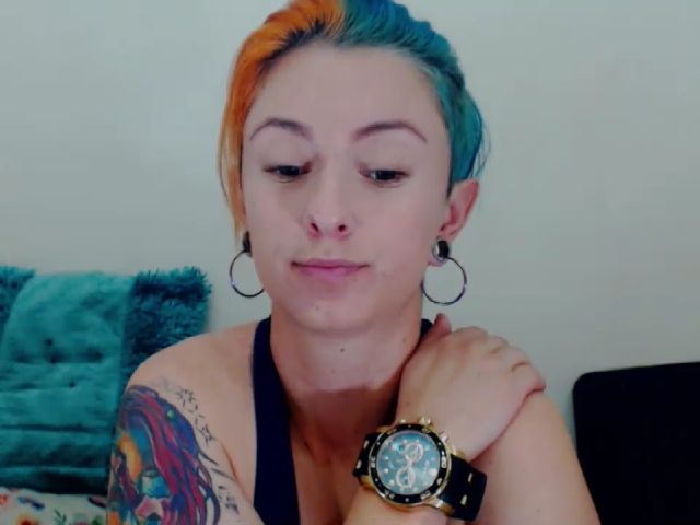 Live sex webcam photo for poison_blue #271239239