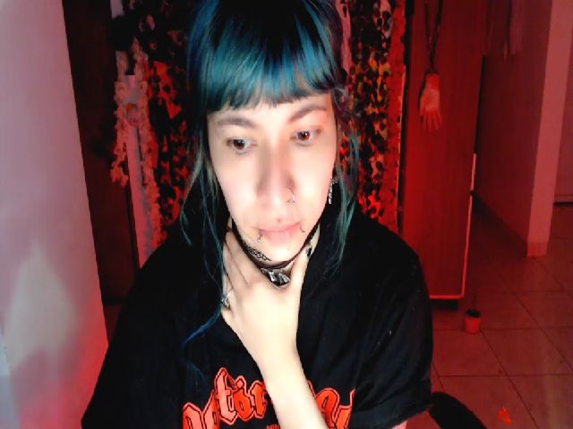 Live sex webcam photo for umaru_michae #271233315