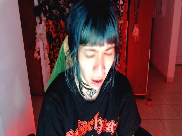 Live sex webcam photo for umaru_michae #271233919