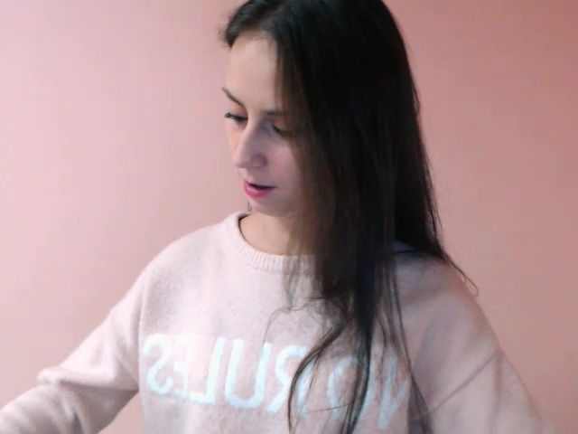 Live sex webcam photo for CuddliesNikki #271238899