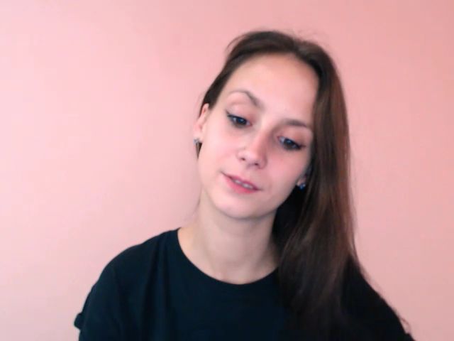 Live sex webcam photo for CuddliesNikki #271240580