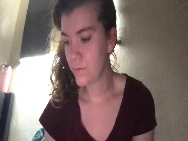 Live sex webcam photo for Trixiegirl3 #271239730