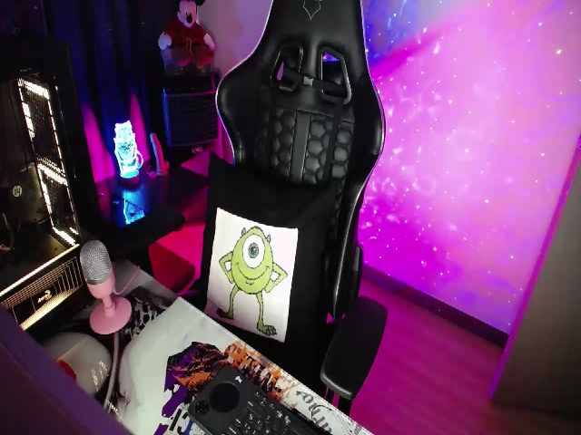 Live sex webcam photo for BiancaMiller #271233618