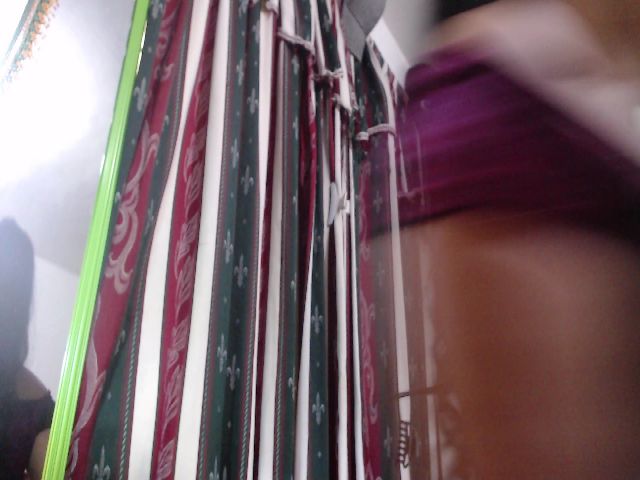 Live sex webcam photo for seleneh #271239653