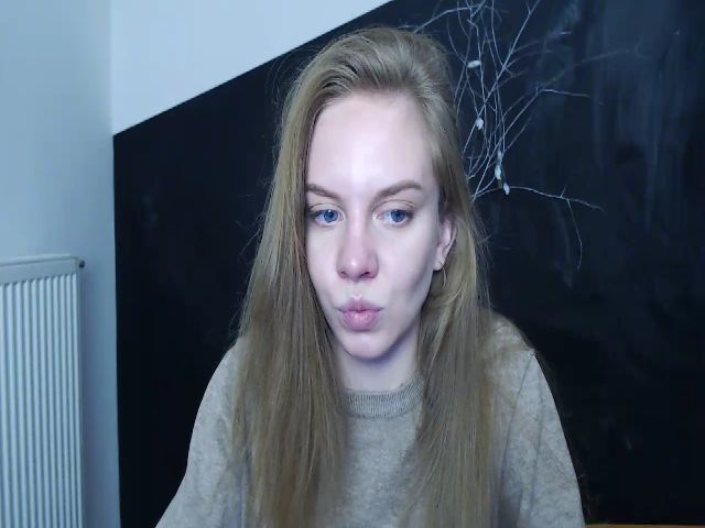 Live sex webcam photo for HappySecret_ #271238614