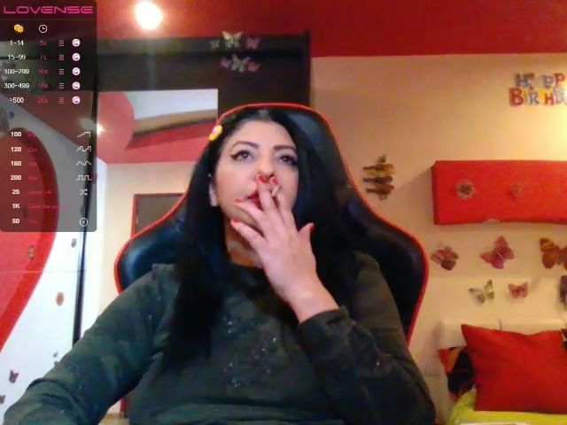 Live sex webcam photo for Joanna4you_ #271236918