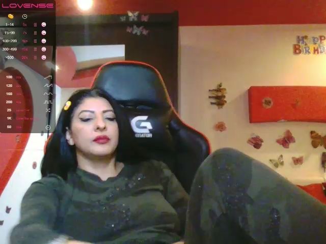 Live sex webcam photo for Joanna4you_ #271237167