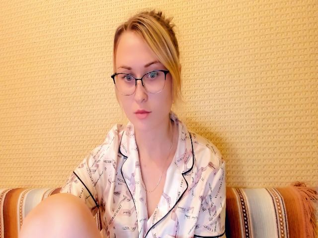 Live sex webcam photo for Mistress_Eva_ #271240039