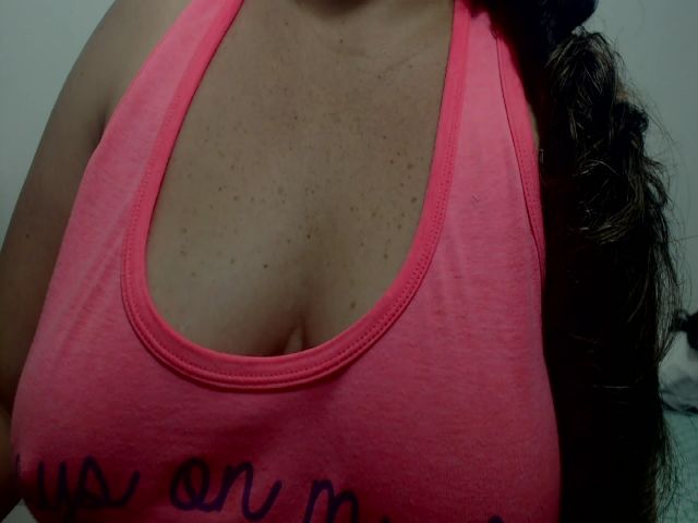 Live sex webcam photo for squirtx_hott #271229538