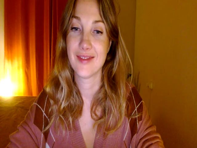 Live sex webcam photo for HappyAlise #271228864
