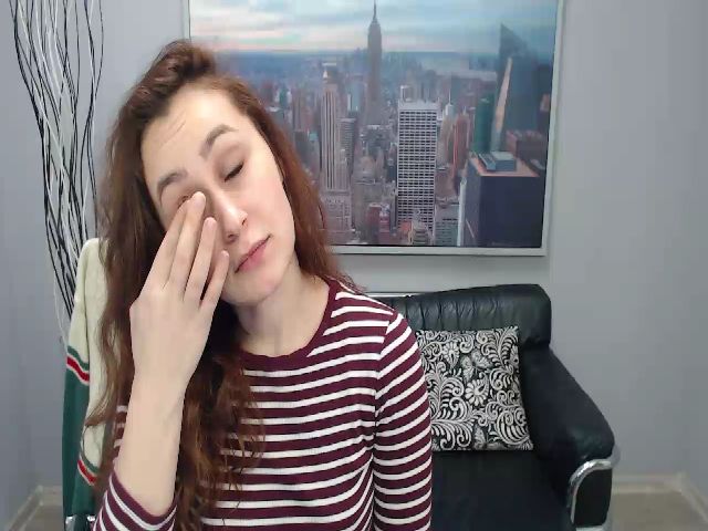 Live sex webcam photo for BrandiSin #271239393