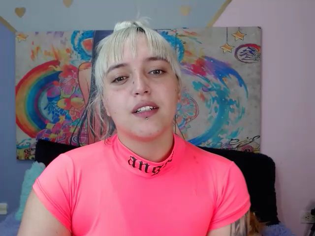 Live sex webcam photo for Anyela_bubble #271239181