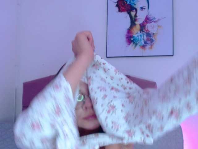 Live sex webcam photo for stephaa #271231871