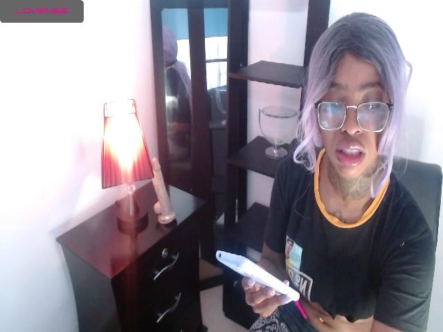 Live sex webcam photo for Samaantafox #271236814