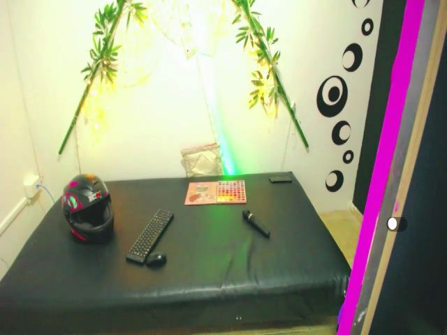 Live sex webcam photo for Leyla_onix #271236771