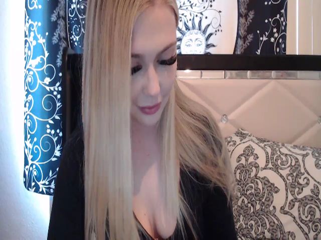 Live sex webcam photo for AshleyMarina #271238947