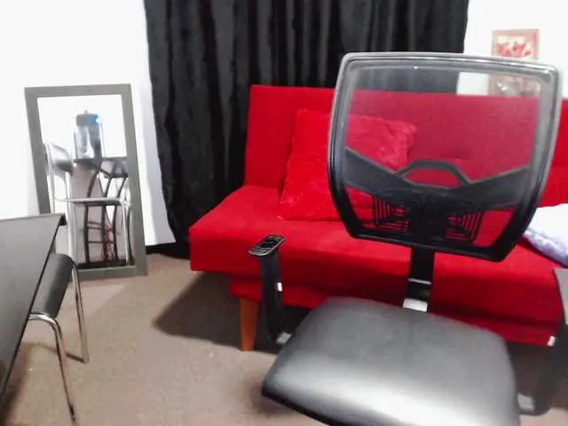 Live sex webcam photo for hederlinparis #271228482