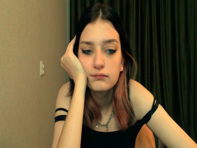 Live sex webcam photo for MoraCos #271236201