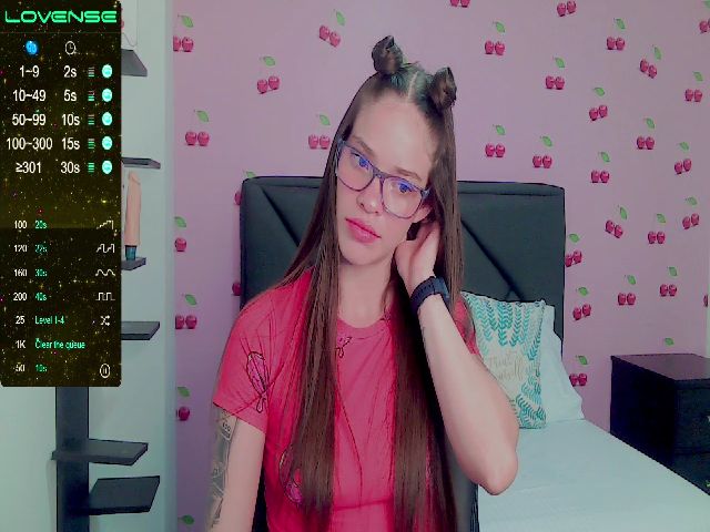 Live sex webcam photo for Zoe69__xx #271230035