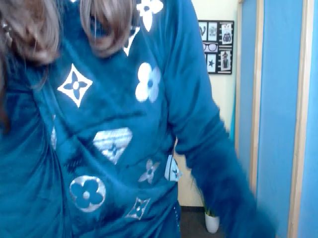 Live sex webcam photo for BitterSophie #271232683