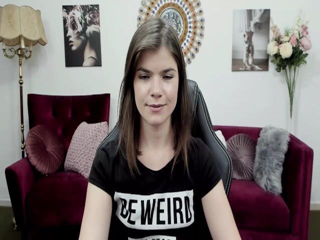 Live sex webcam photo for Adisonn4you #271229309