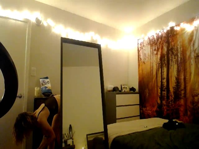 Live sex webcam photo for Lilith_whorns #271229559