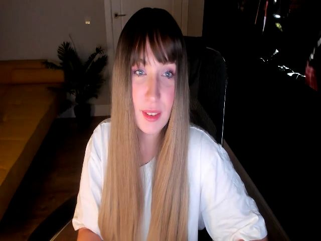 Live sex webcam photo for pissaaaa #271239551