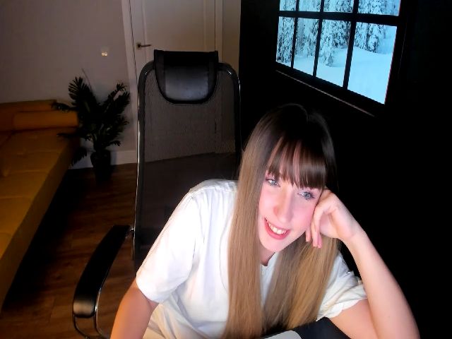 Live sex webcam photo for pissaaaa #271240234