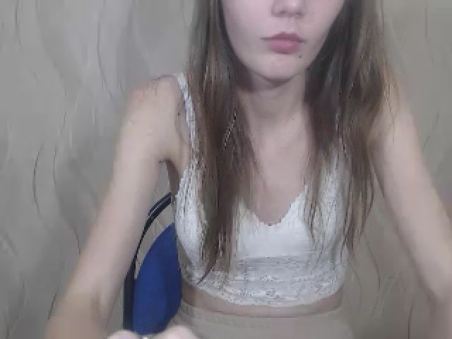 Live sex webcam photo for Loolalolaaa #271239770