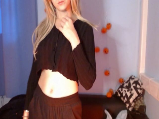 Live sex webcam photo for VeronikaLike #271230086