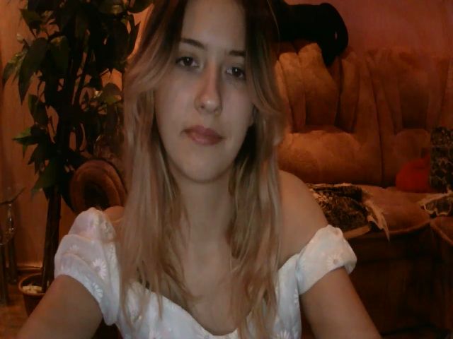 Live sex webcam photo for WhiteMilka #271229723