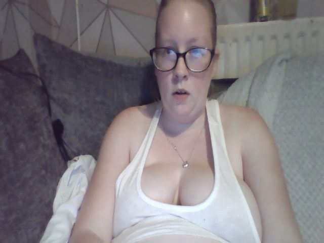 Live sex webcam photo for Bratty_Kitten #271239531