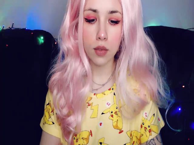 Live sex webcam photo for YUMMY_TIFFANI #271235153