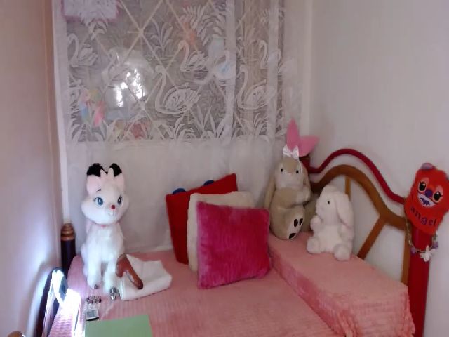 Live sex webcam photo for Tifany_sky31 #271232931