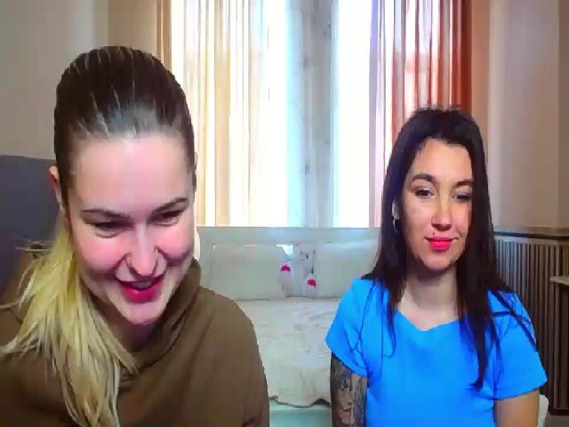 Live sex webcam photo for Lily_S_ #271232616