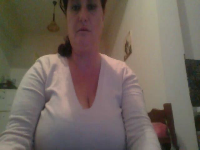 Live sex webcam photo for sloppymilf #271234961