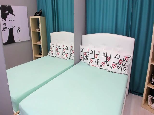 Live sex webcam photo for Mhina #271238666