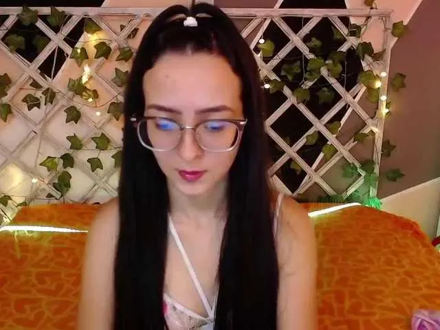 Live sex webcam photo for alexia-21 #271228638