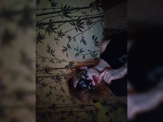 Live sex webcam photo for ZooMeR90210 #271227298