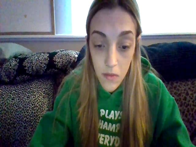 Live sex webcam photo for Veronicalux6 #271239753