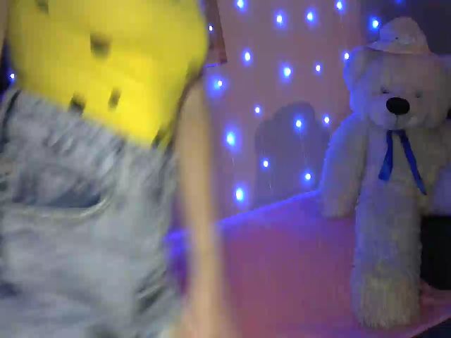 Live sex webcam photo for Magic_Venus #271237380