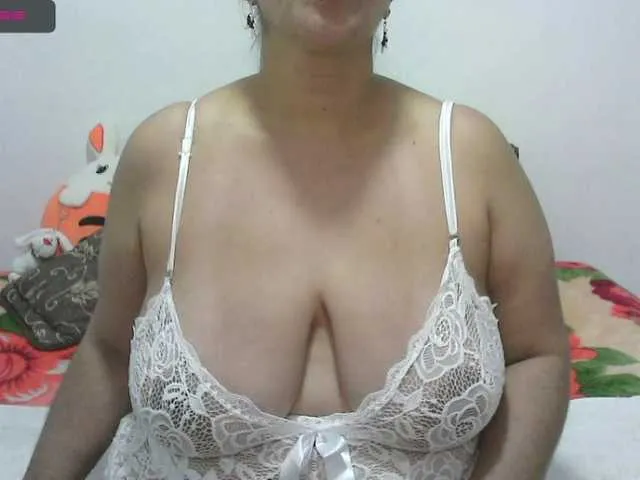Live sex webcam photo for zoedoll #271251378