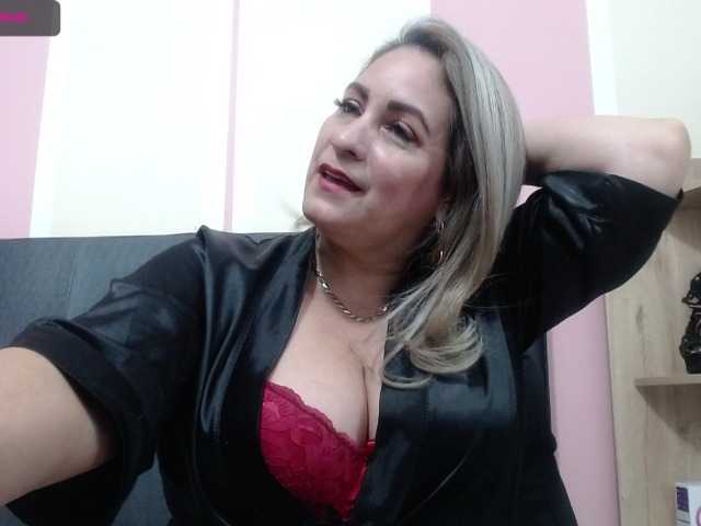 Live sex webcam photo for EelEeNna #271247736