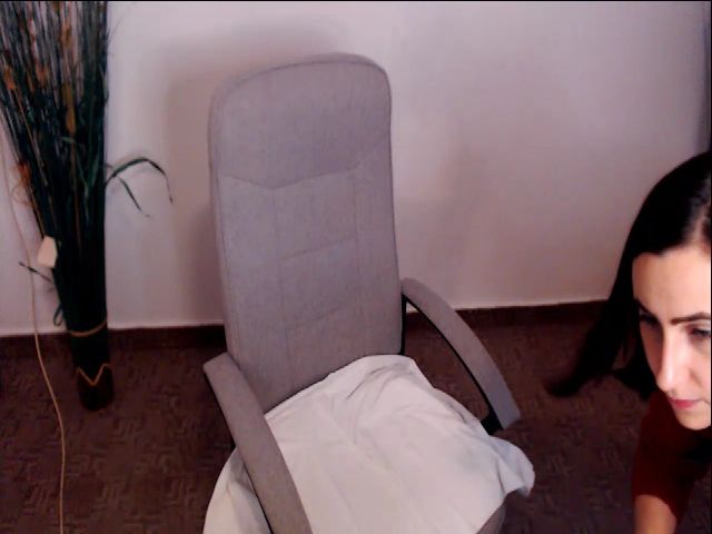 Live sex webcam photo for ElenaSworld #271243840