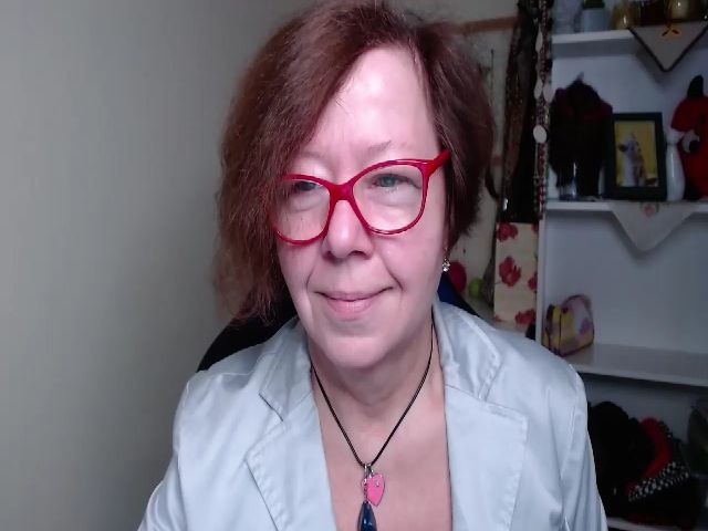 Live sex webcam photo for Adele_69 #271245221