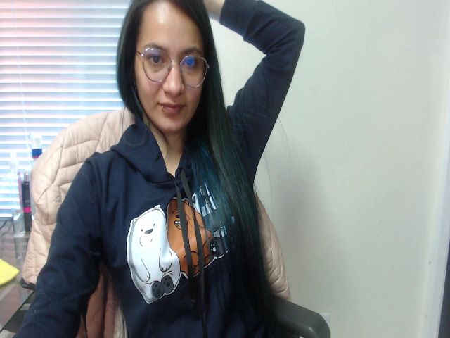 Live sex webcam photo for Pia_Smith_ #271248851