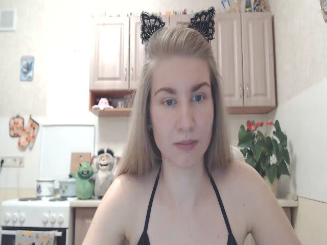 Live sex webcam photo for Ms_Charming #271254560