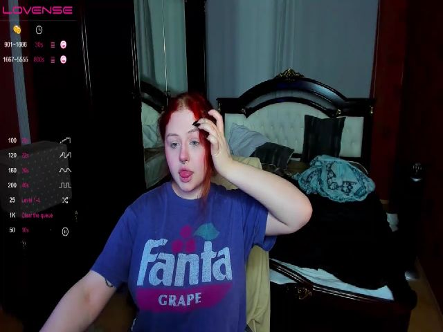 Live sex webcam photo for BitchofSun #271248578