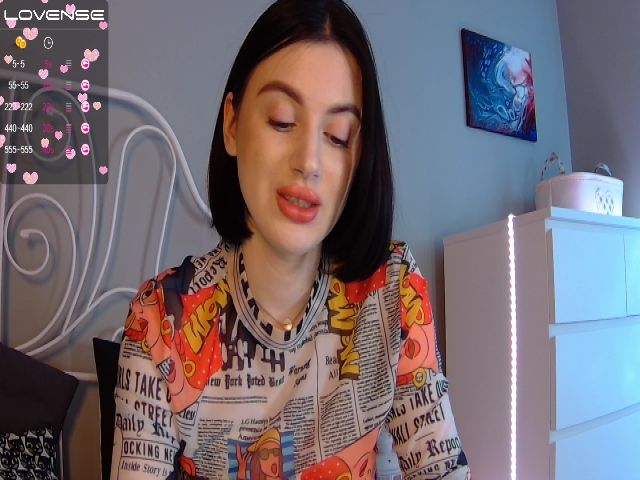 Live sex webcam photo for SofiKittyy #271254679