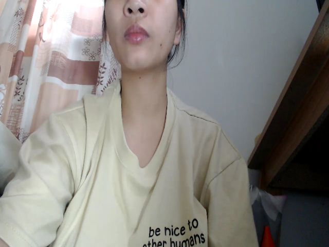 Live sex webcam photo for HotpukiLuver #271254563